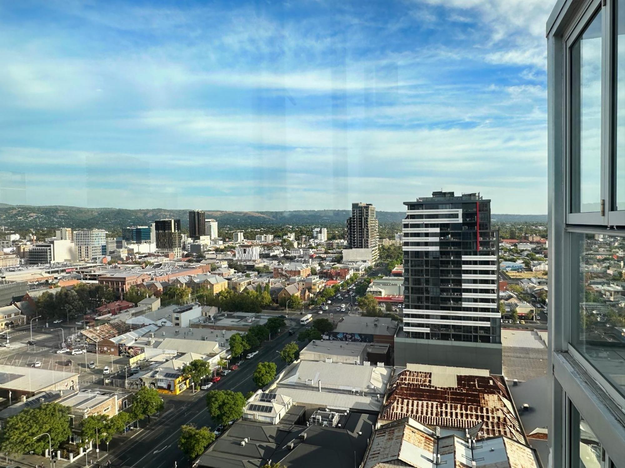 Penthouse View Apartment Luxury Cbd Penthouse Sleeps 6 Balcony Spa Access Adelaide Exterior foto